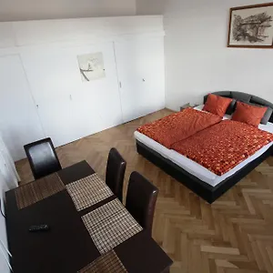 Carpe Diem Appartement Praag